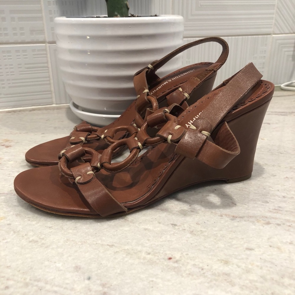 Johnston and Murphy wedges